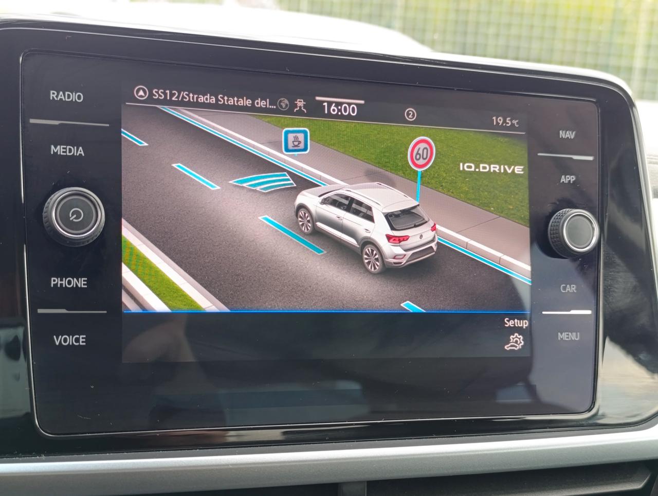 Volkswagen T-Roc 1.0 tsi Life 110cv