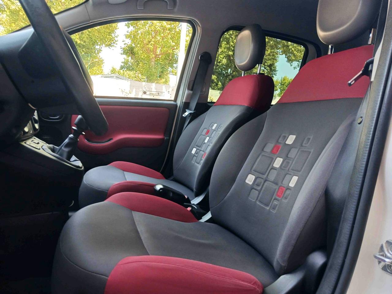 Fiat Panda 1.2 Lounge Euro 6 - PERFETTA