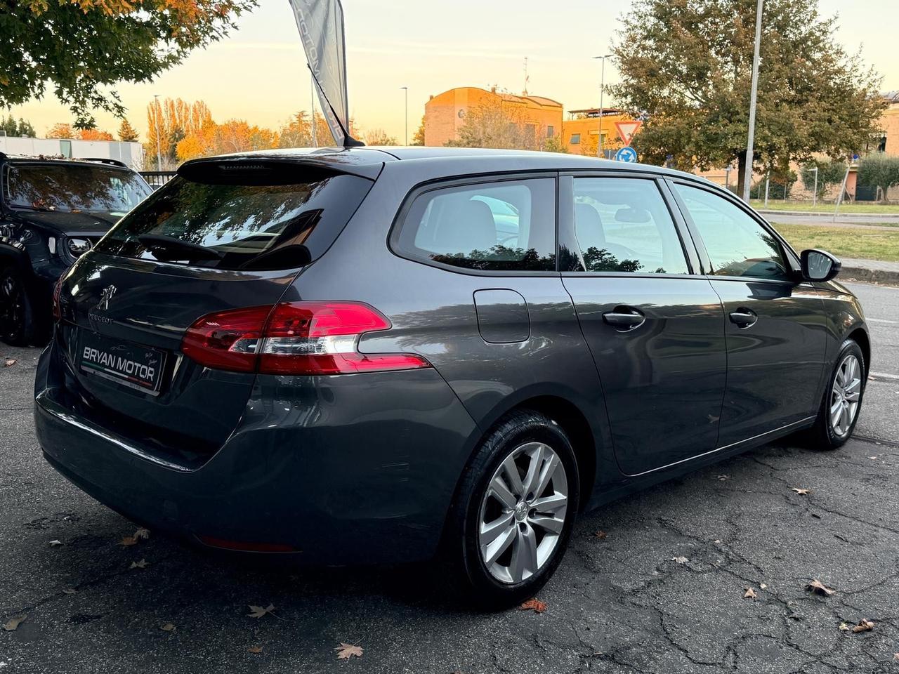 Peugeot 308 BlueHDi 130 S&S EAT6 SW Business