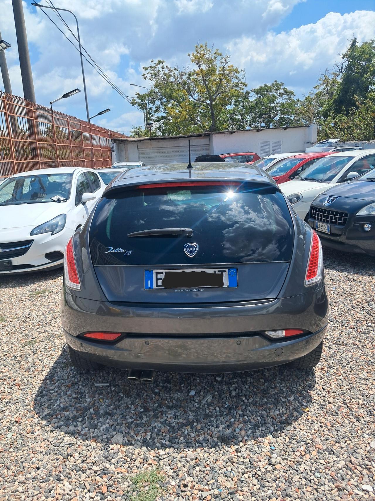 Lancia Delta 1.9 MJT 190cv biturbo Momo Design