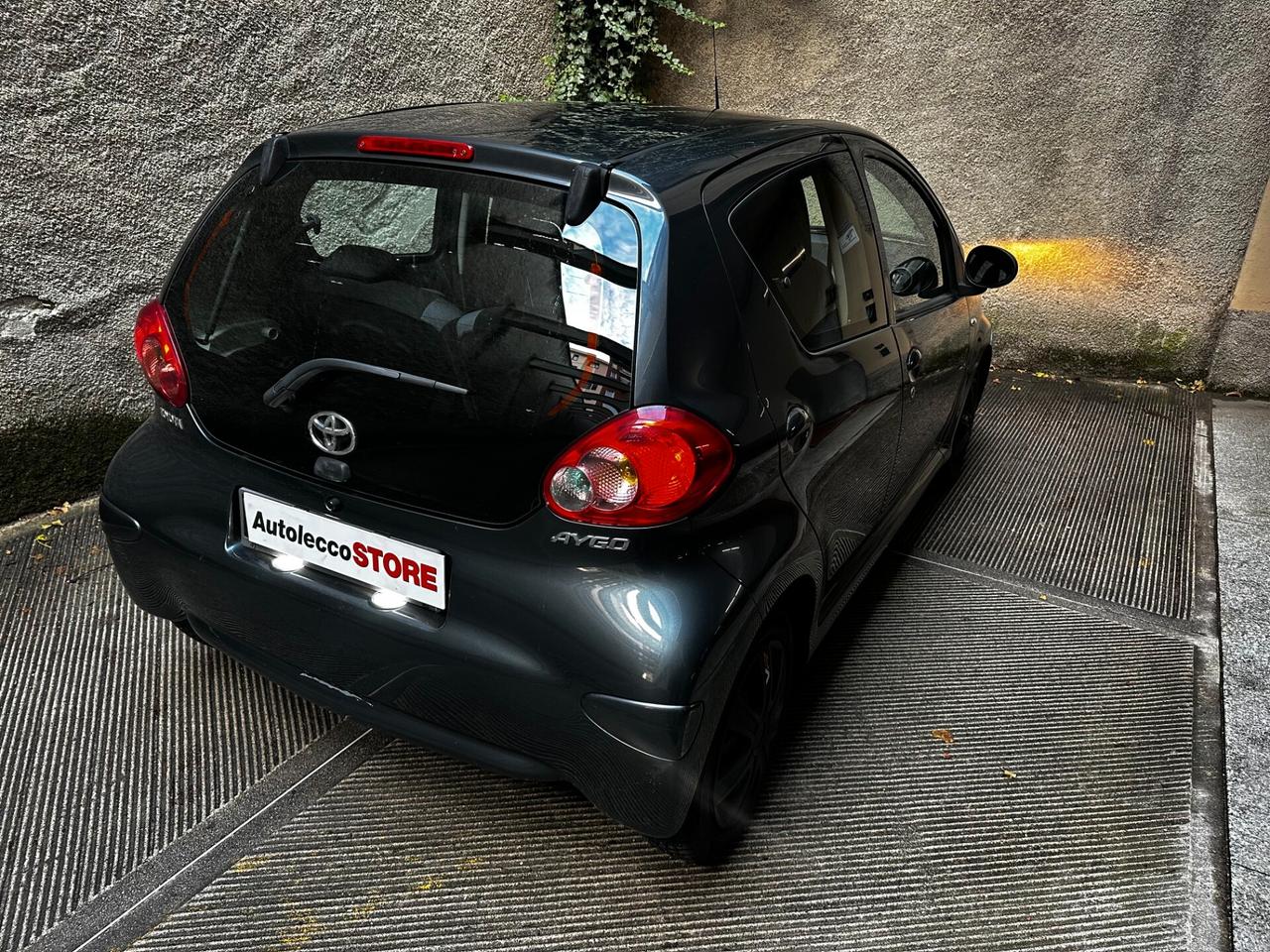 Toyota Aygo 1.0 12V VVT-i 5 porte Sound