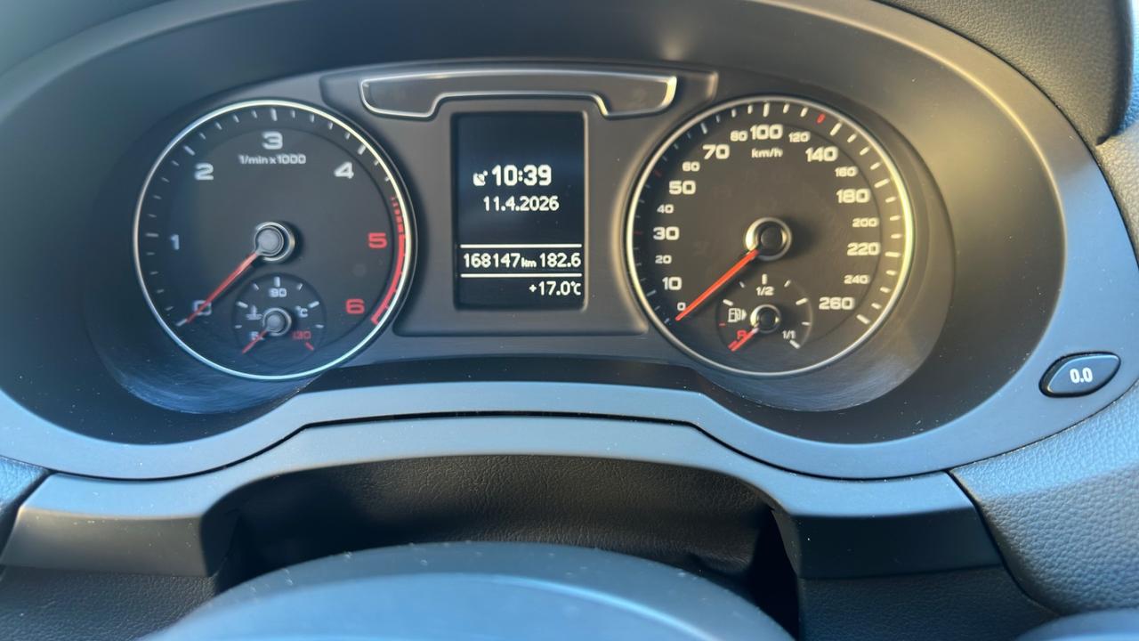 Audi Q3 2.0 TDI 120 CV Sport