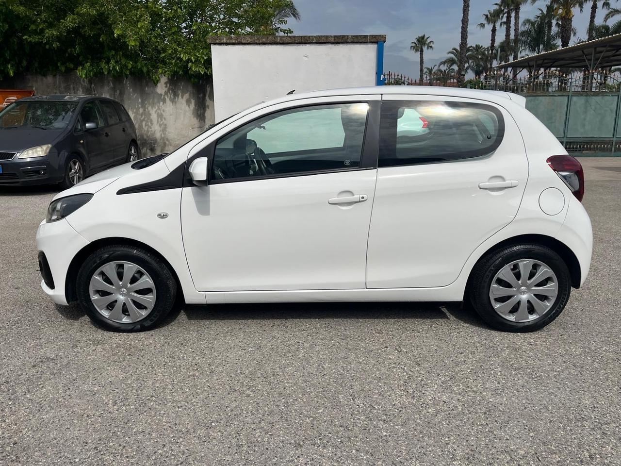 Peugeot 108-5P-1.0 gpl - Full -2016