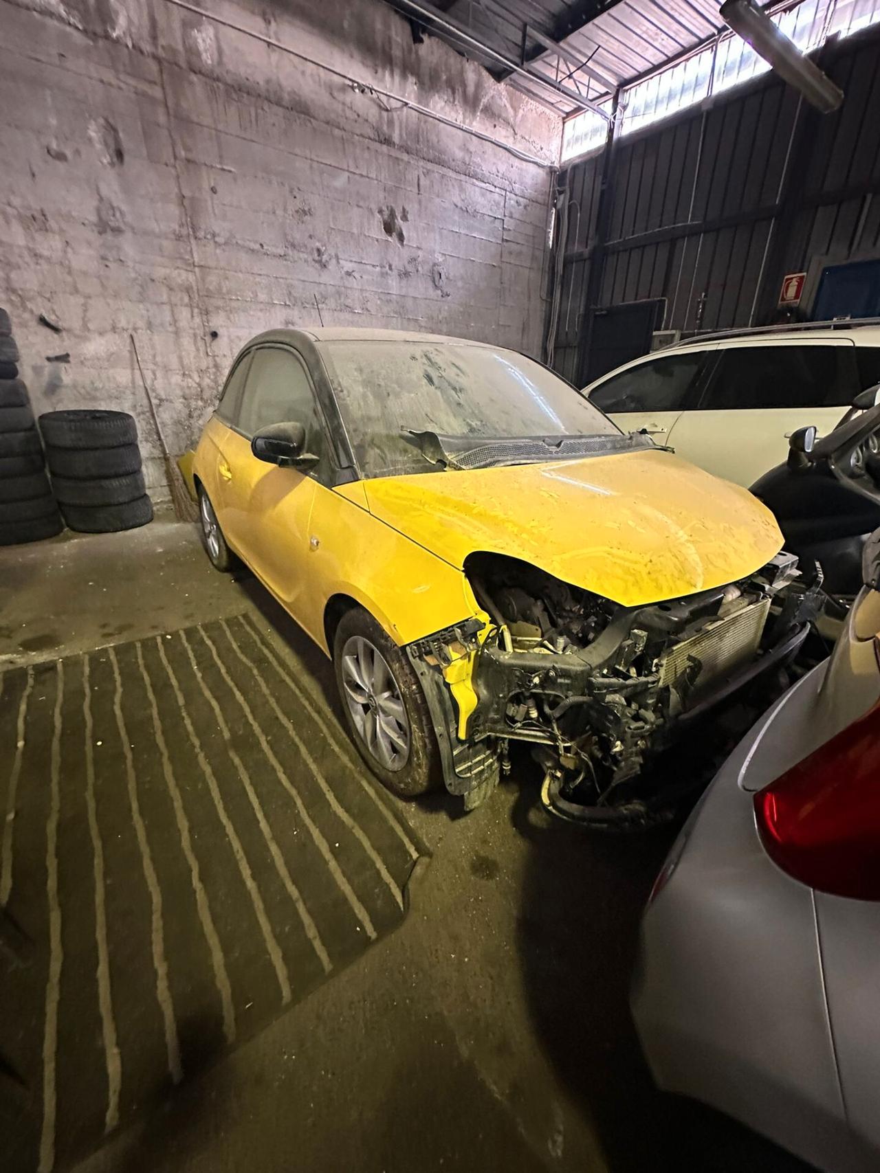 Opel Adam 1.2 70 CV