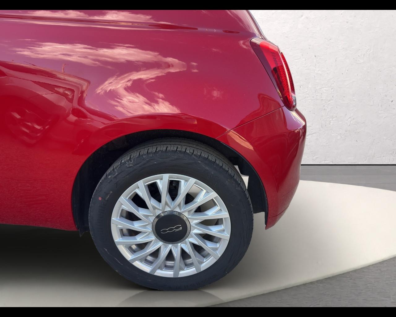 FIAT 500 (2015-2024) - 500 1.0 Hybrid Dolcevita