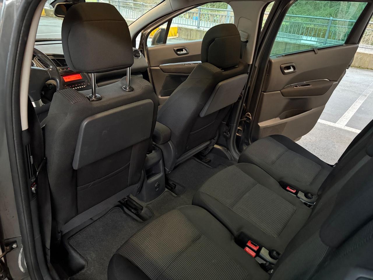 Peugeot 5008 2.0 HDi 150CV euro5 - 2010 7 posti