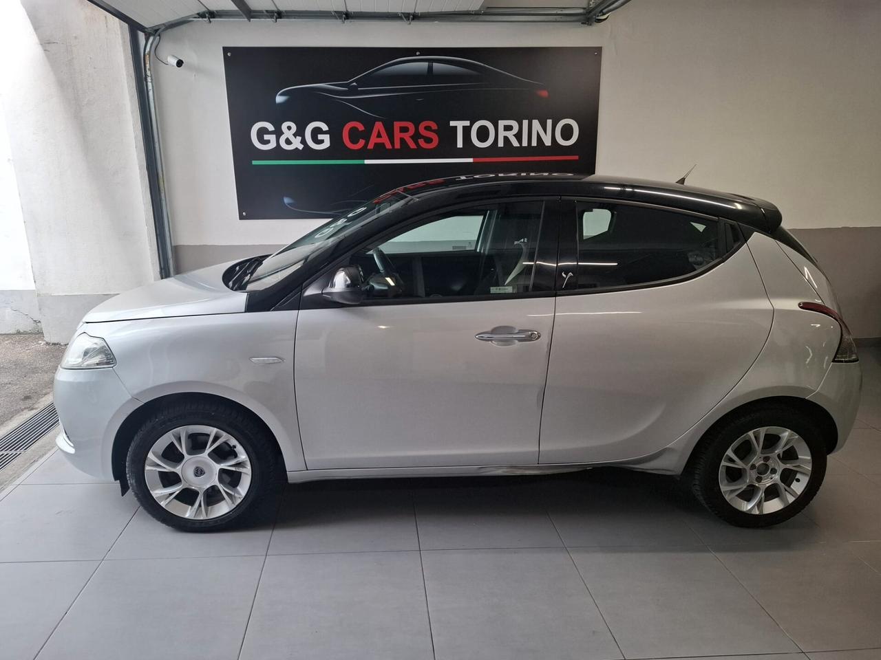 Lancia Ypsilon 1.3 MJT 16V 95 CV 5 porte S&S Elefantino