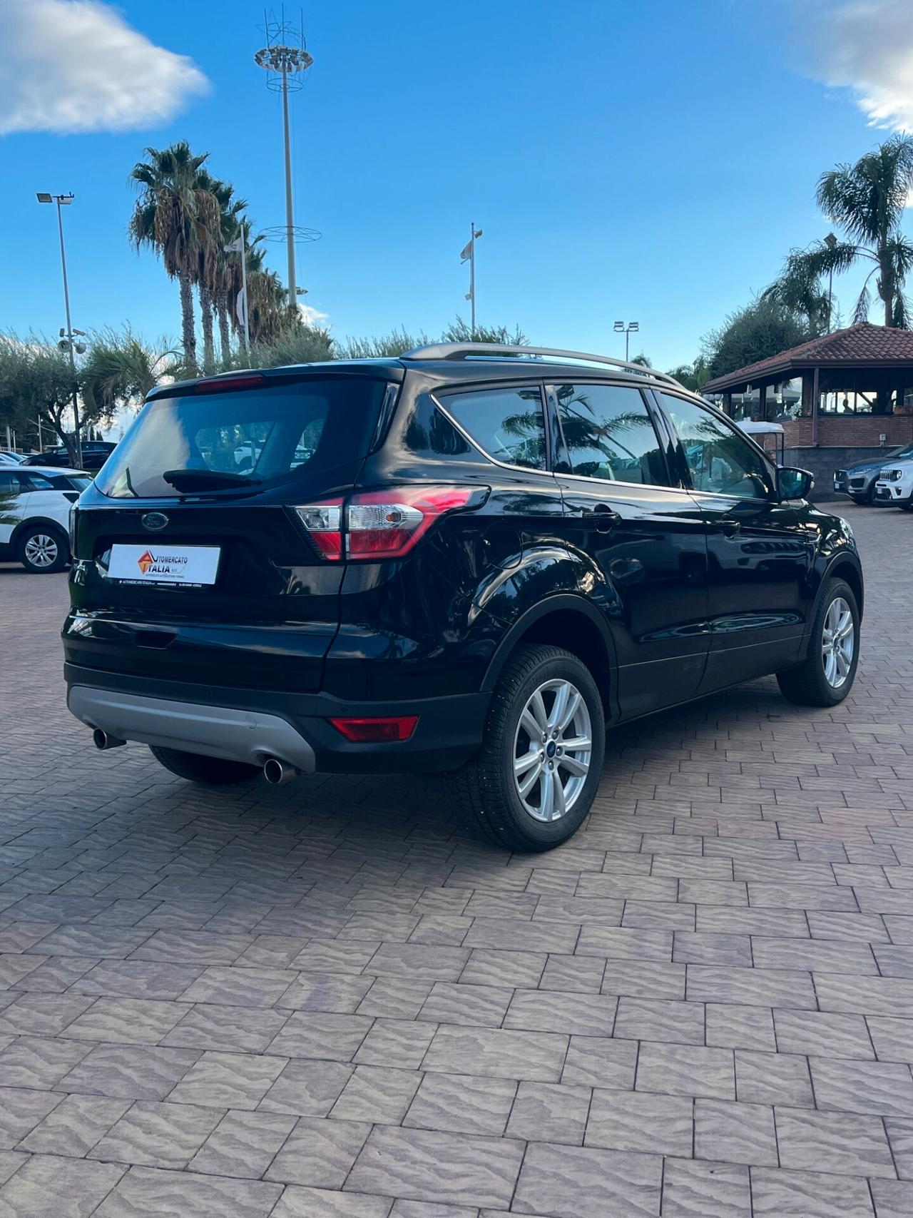 Ford Kuga 1.5 TDCI 120 CV S&S 2WD Plus