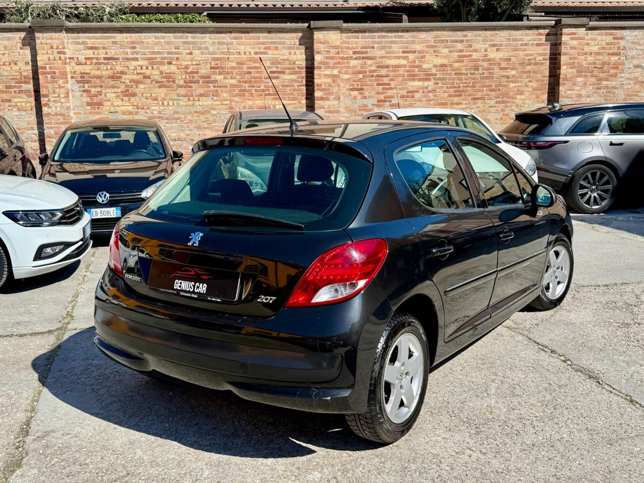 Peugeot 207 1.4 HDi 70CV 5p. Neopatentati