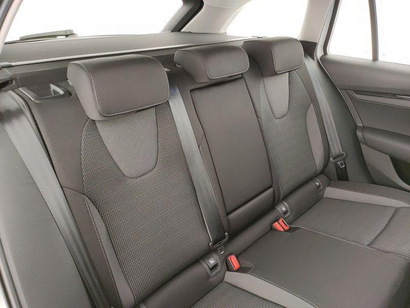 Skoda Octavia Wagon 2.0 tdi evo Ambition 115cv dsg