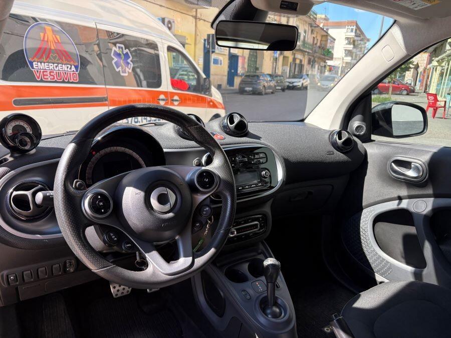 SMART FORTWO 900 90 PASSION AUTOM CERTIFICATA NUOV