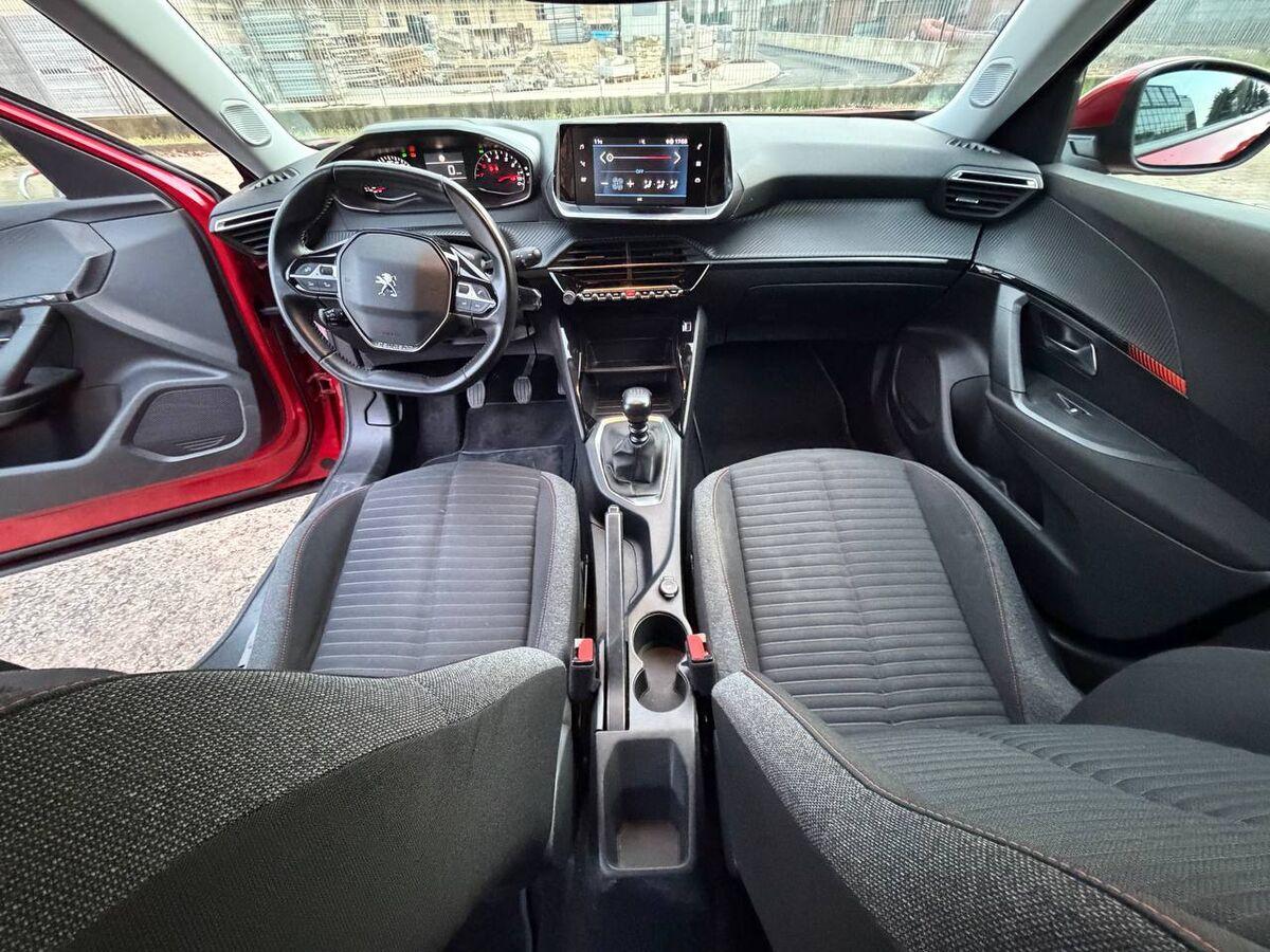 Peugeot 2008 1.2 Active s&s 130cv CINGHIA SOSTITUITA !