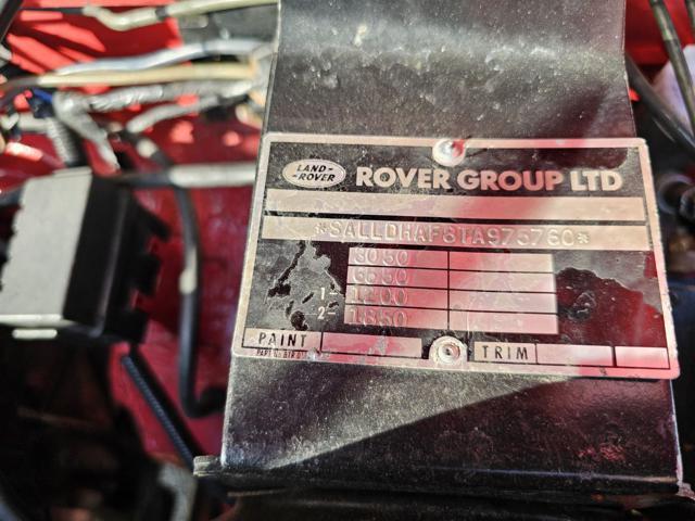 LAND ROVER Defender 110 2.5 Tdi cat S.W. County