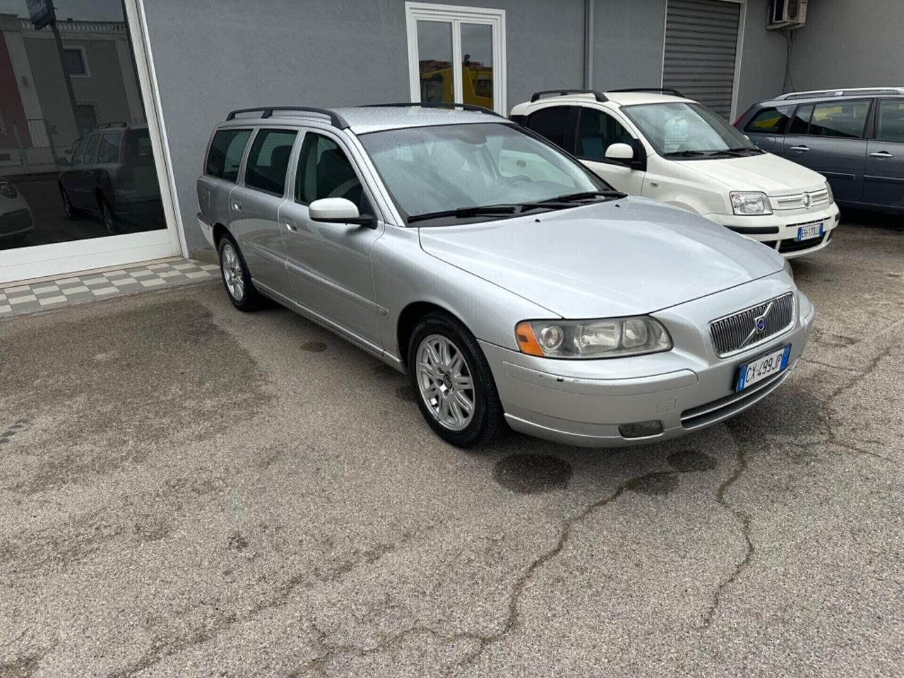 Volvo V70 2.4 D 20V (163CV) cat Momentum
