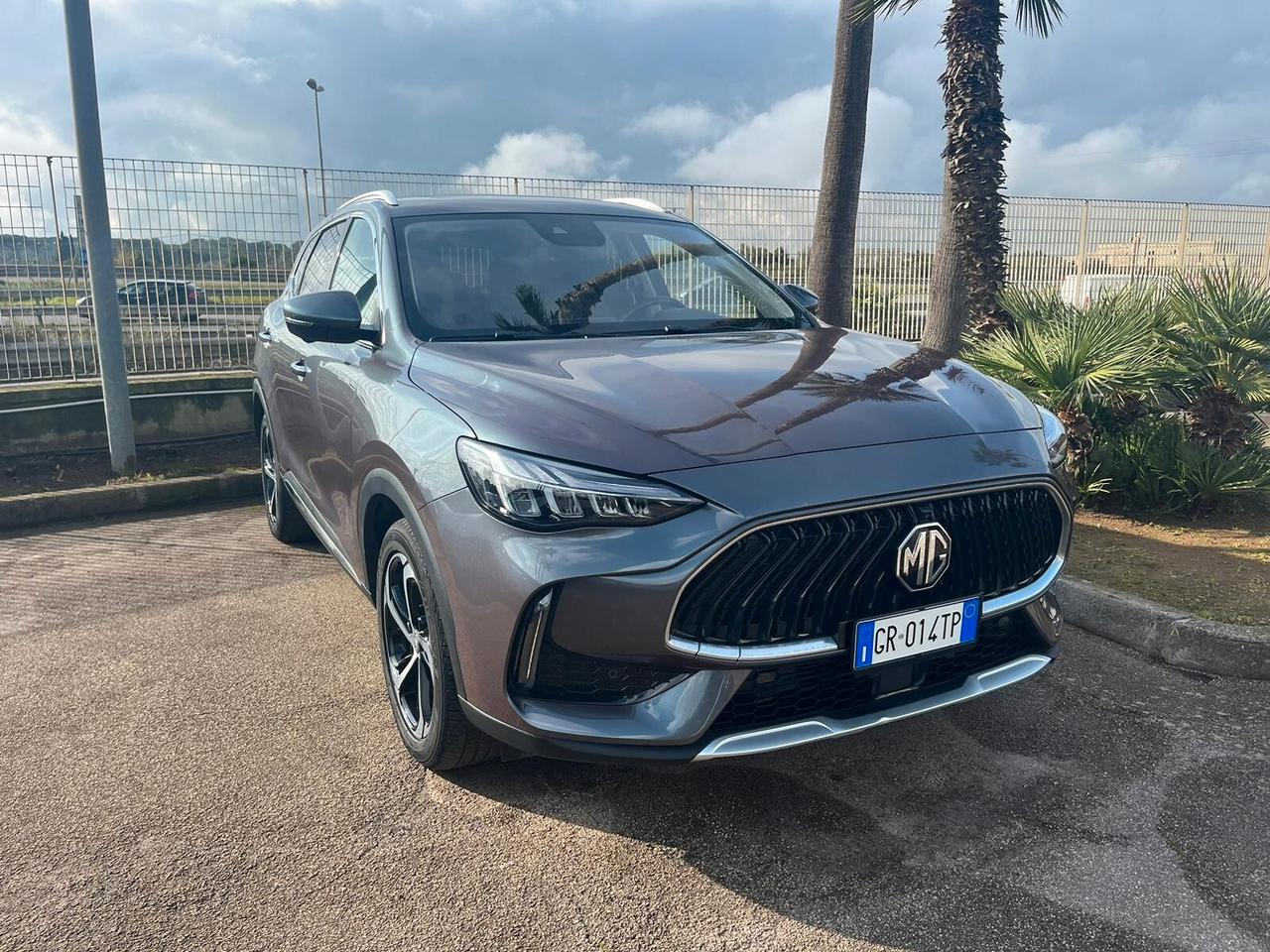 Mg HS 1.5T-GDI AT Luxury