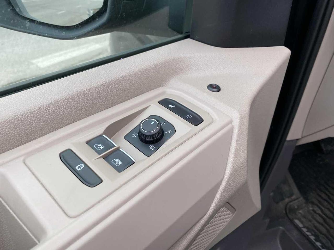 Volkswagen T3 Multivan 2.0 TDI 150CV DSG Life