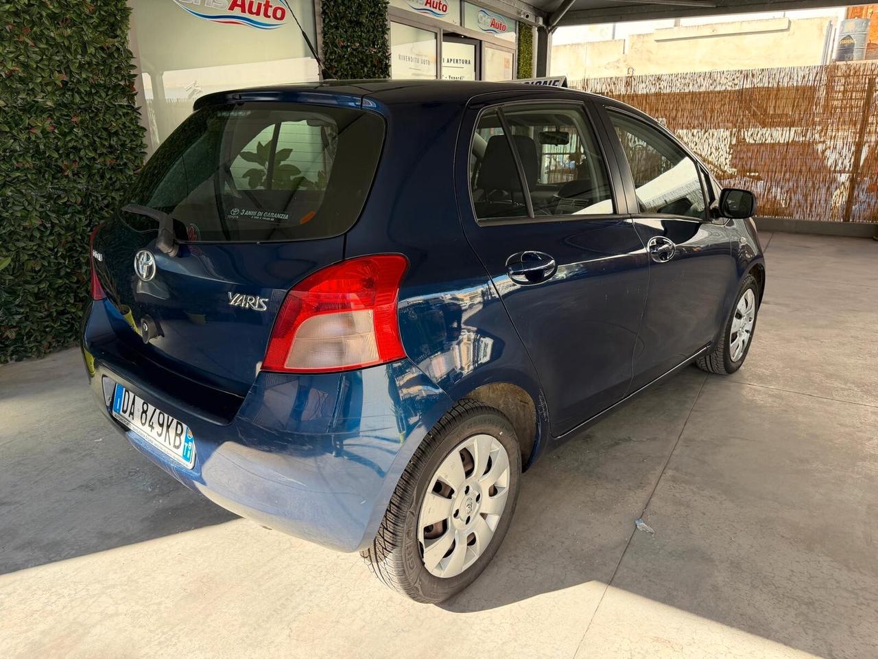 Toyota Yaris 1.3 5 porte Sol