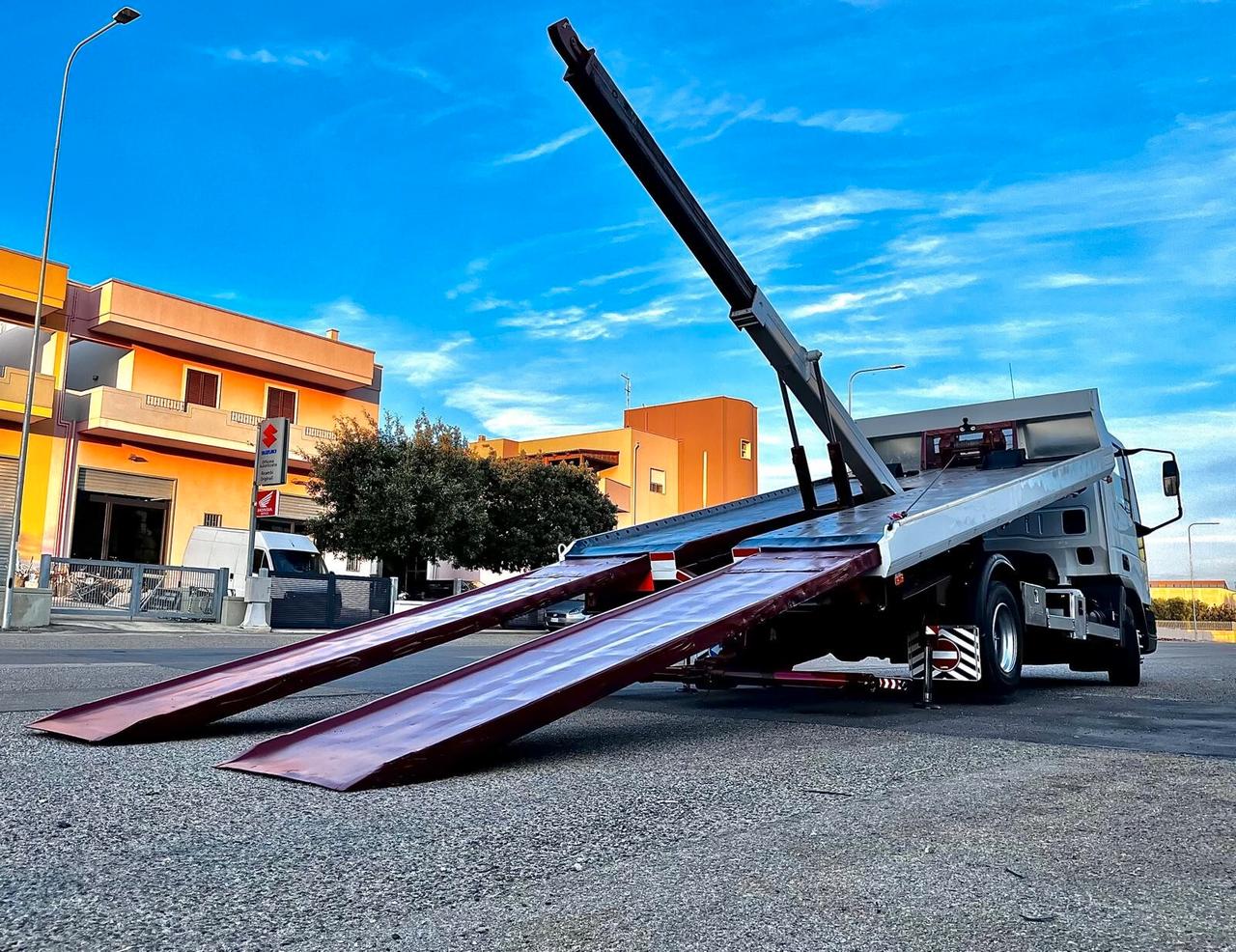 CARROATTREZZI IVECO EUROCARGO 80E15 ISOLI