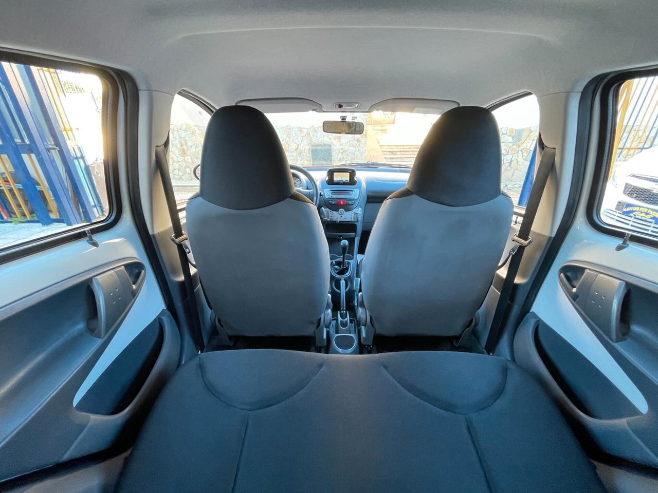 Toyota Aygo 1.0 12V VVT-i 5 porte Sol Connect