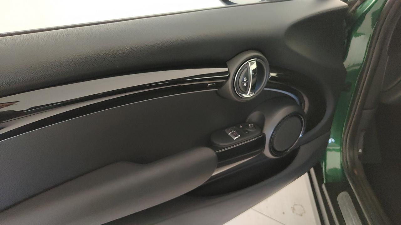 MINI Mini Cooper F66 3p - Mini Cooper 3p 1.5 C Classic auto