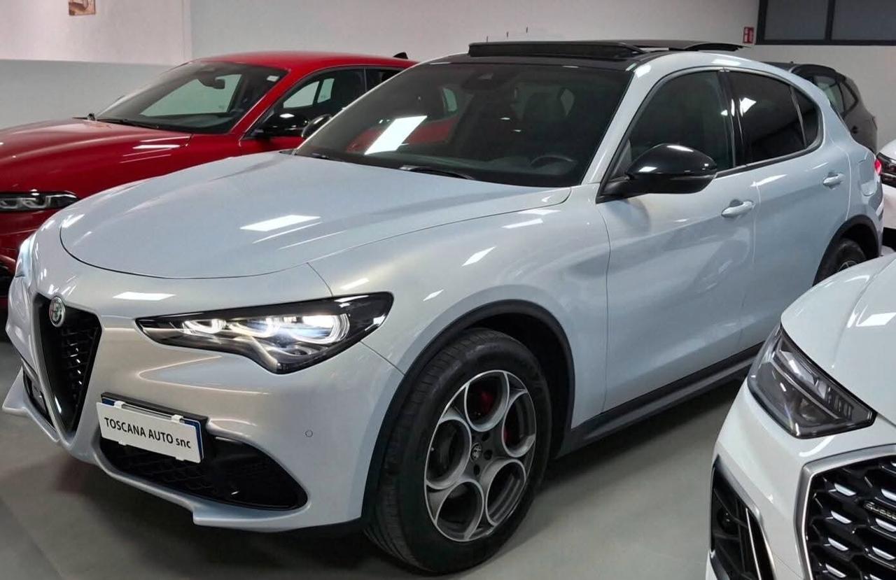 Alfa Stelvio 210 CV Q4 Sprint tetto panoramico full optional