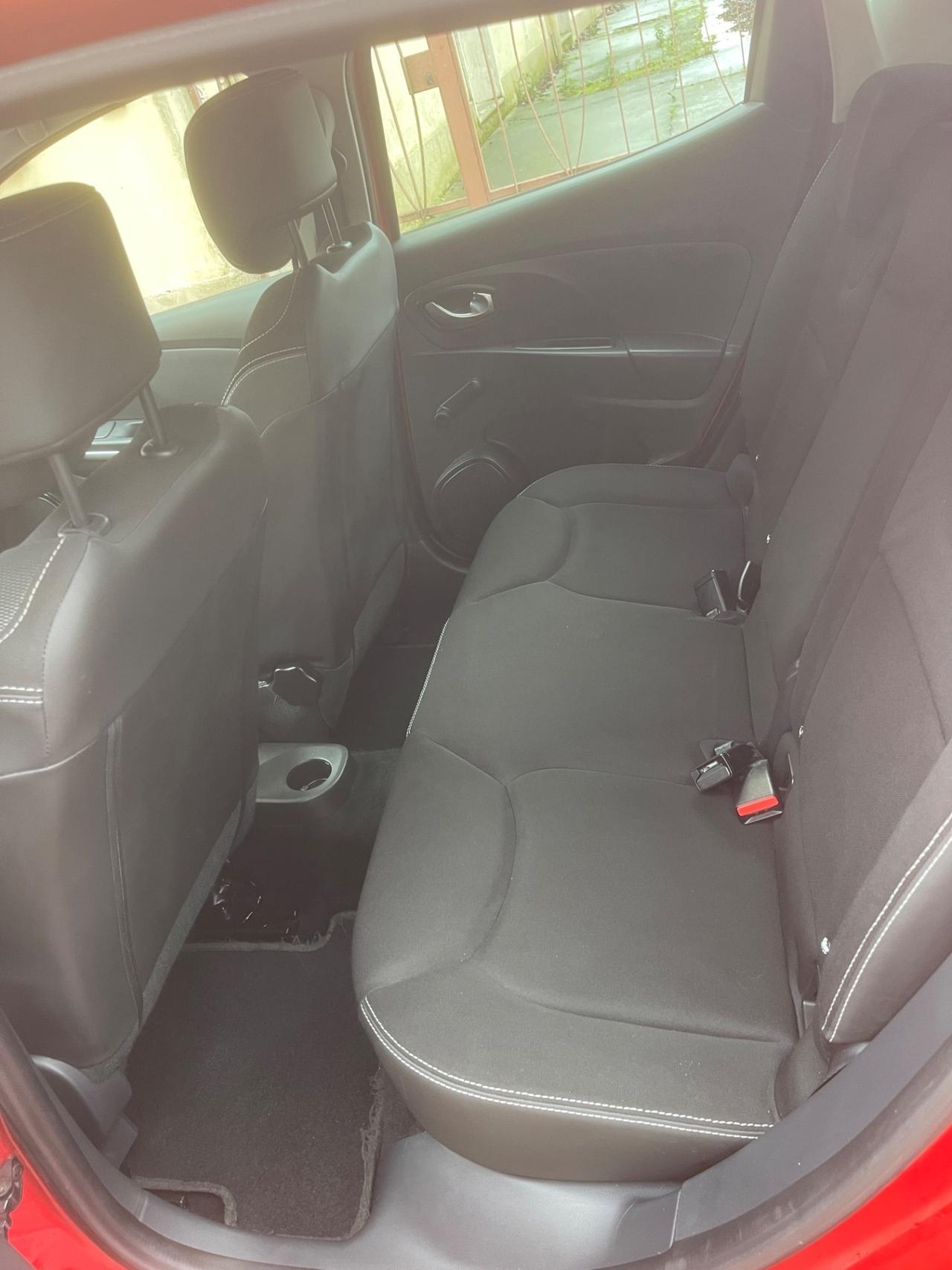 Renault Clio 1.2 75CV GPL 5 porte Costume National