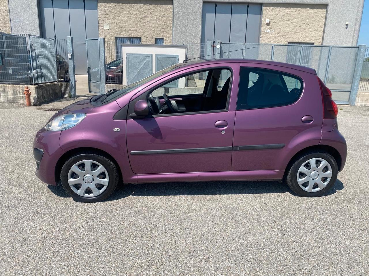 Peugeot 107 1.0 68CV 5p. Superga ADATTA AI NEOPATENTATI