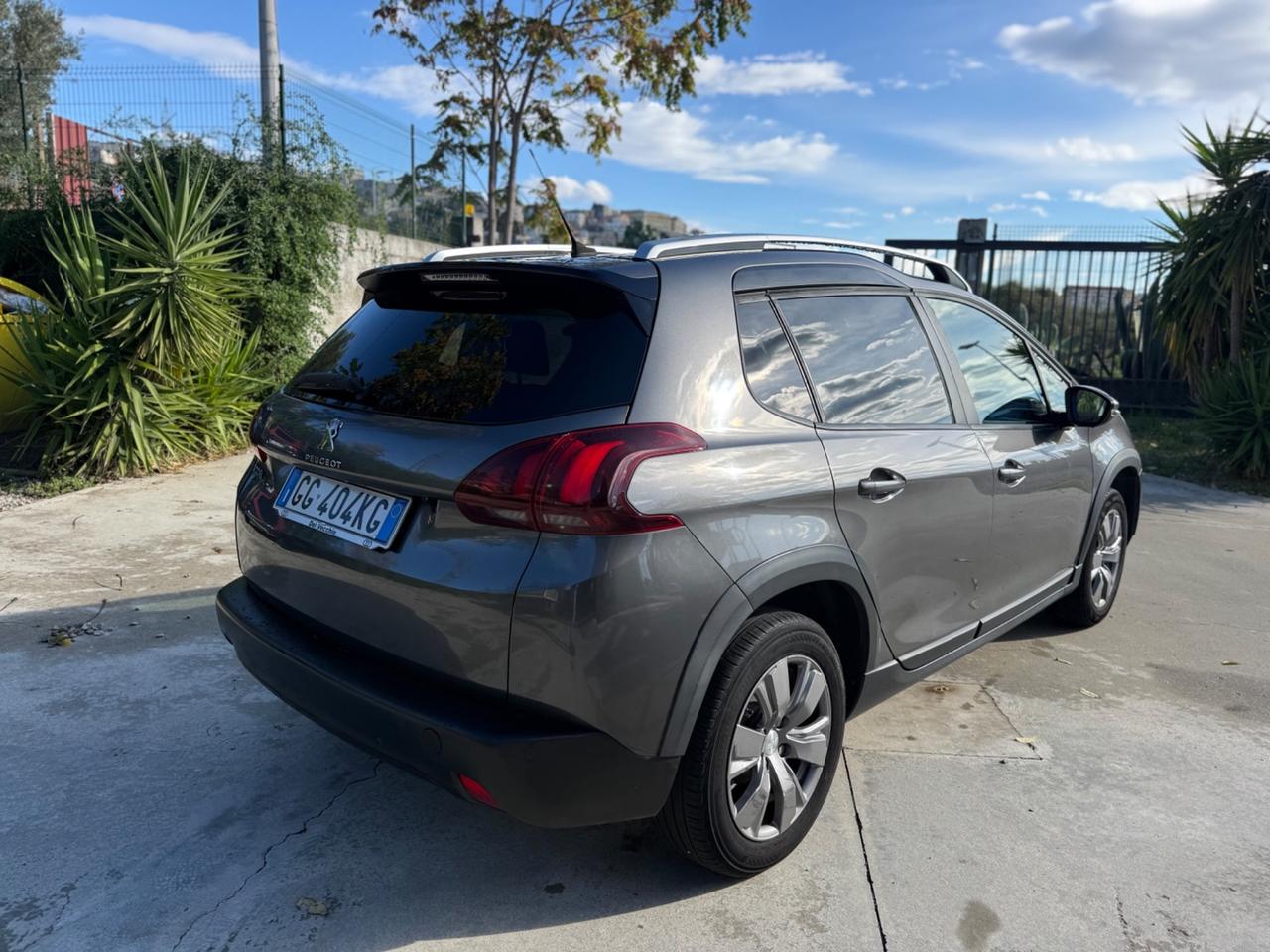 Peugeot 2008 82cv S&S Signature