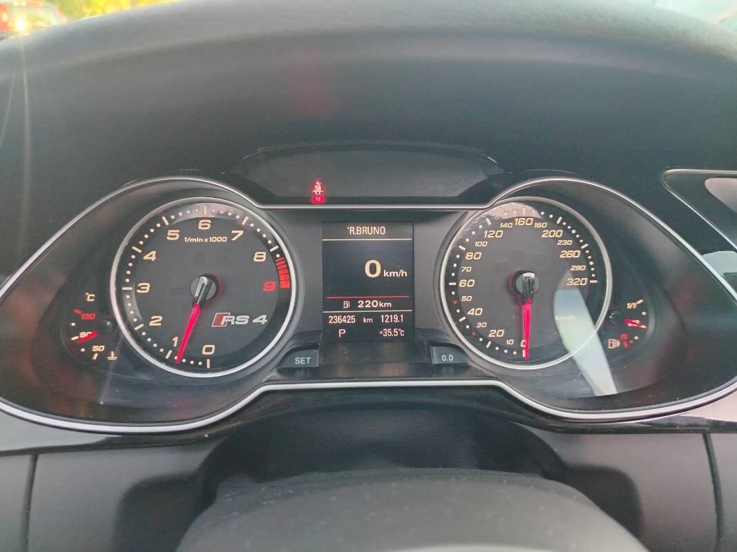 Audi RS4 Avant RS4 4.2 fsi quattro s-tronic