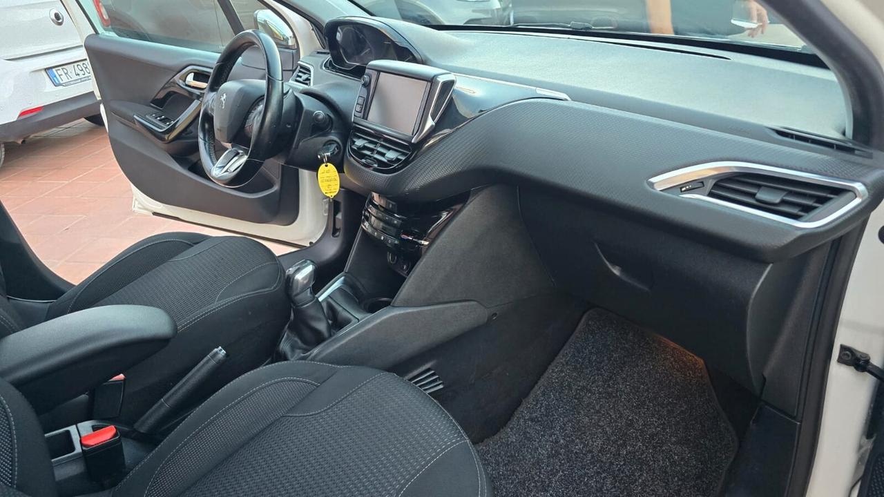Peugeot 208 BlueHDi 75 5 porte Allure