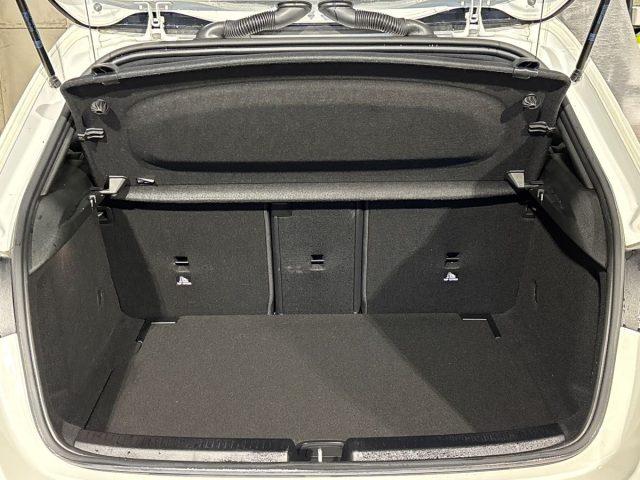 MERCEDES-BENZ A 180 d Automatic Business