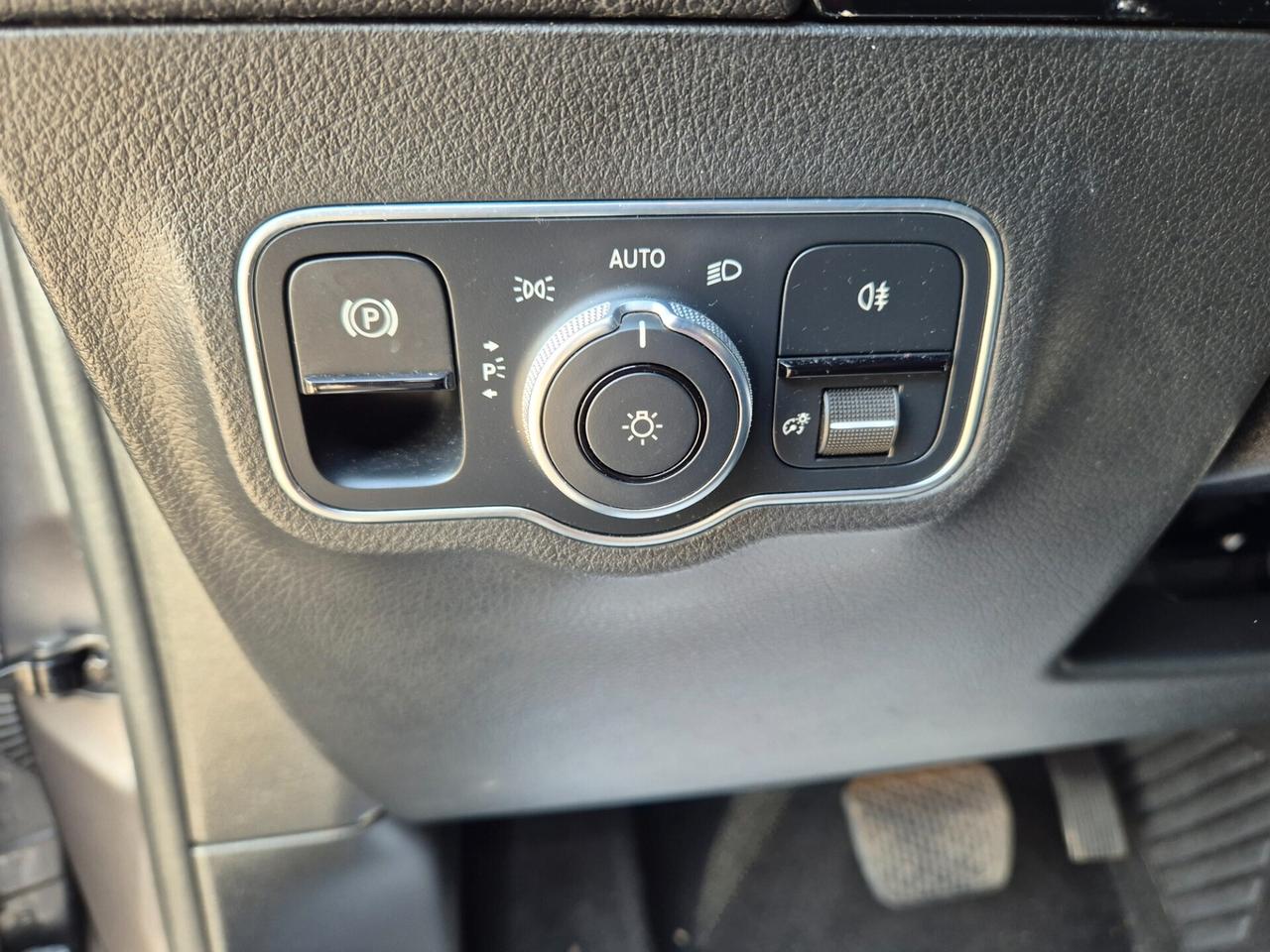 Mercedes-benz GLA 180 d Automatic Business