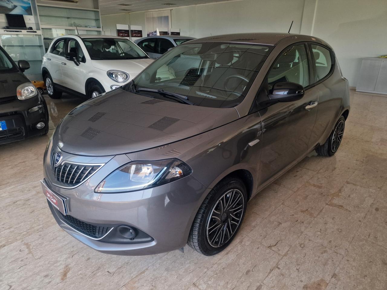 Lancia Ypsilon 1.0 Hybrid Gold 2023