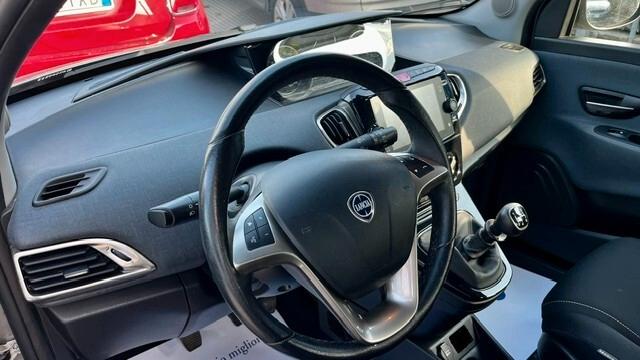 Lancia Ypsilon 1.2 Gold Gpl 69cv "IDONEA X NEOPATENTATI"