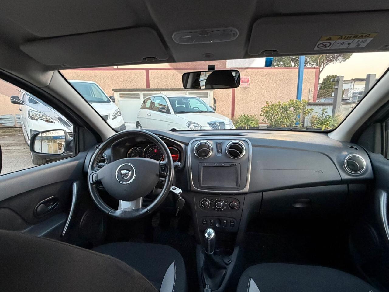 Dacia Sandero 0.9 TCe 90CV Lauréate Solo 64000 KM