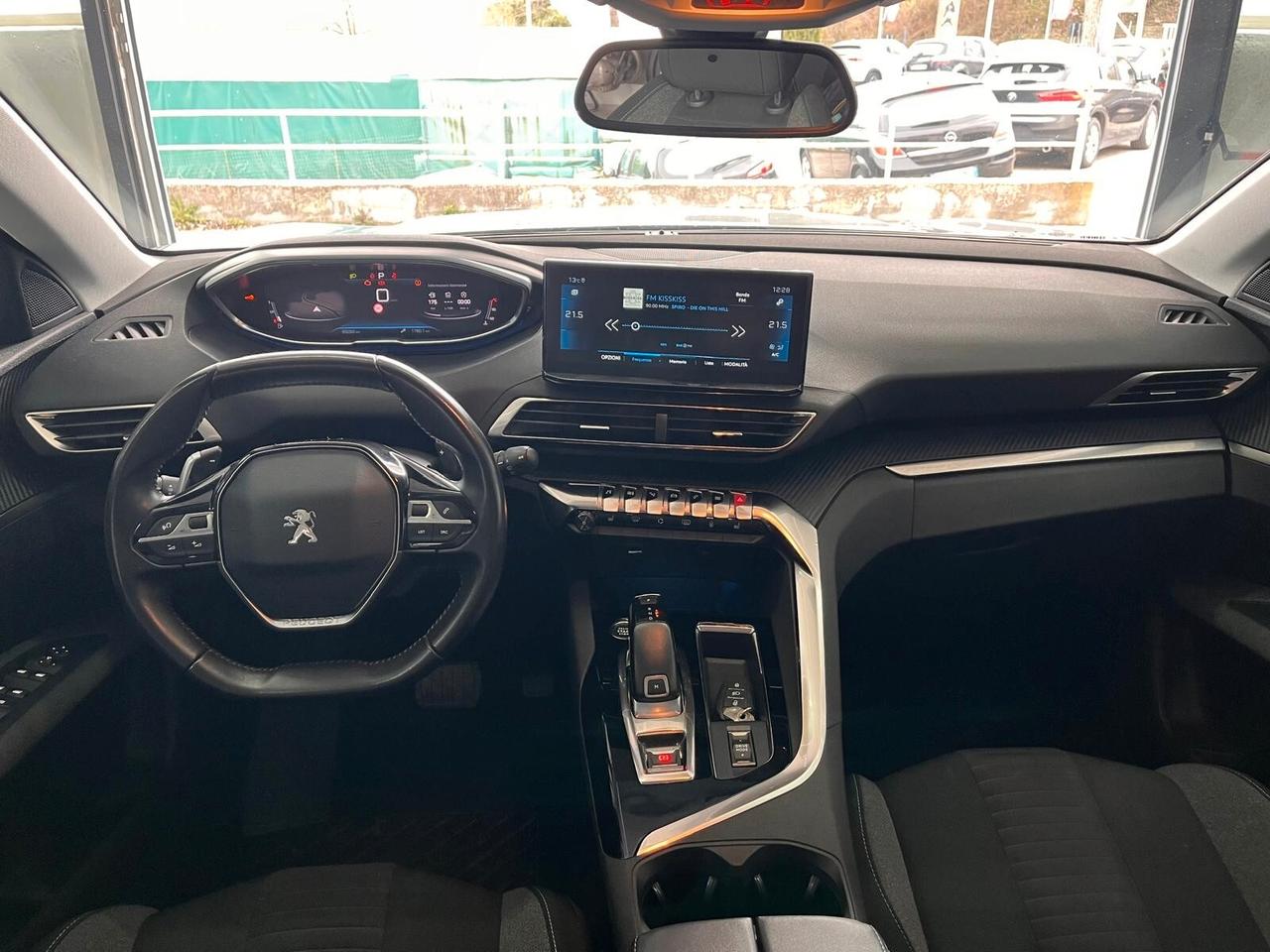 Peugeot 3008 BlueHDi 130 S&S EAT8 Active business Pack