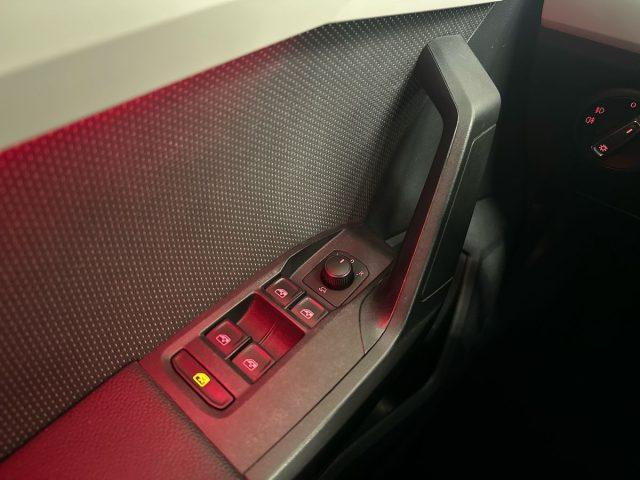 SEAT Arona 1.0 EcoTSI XCELLENCE