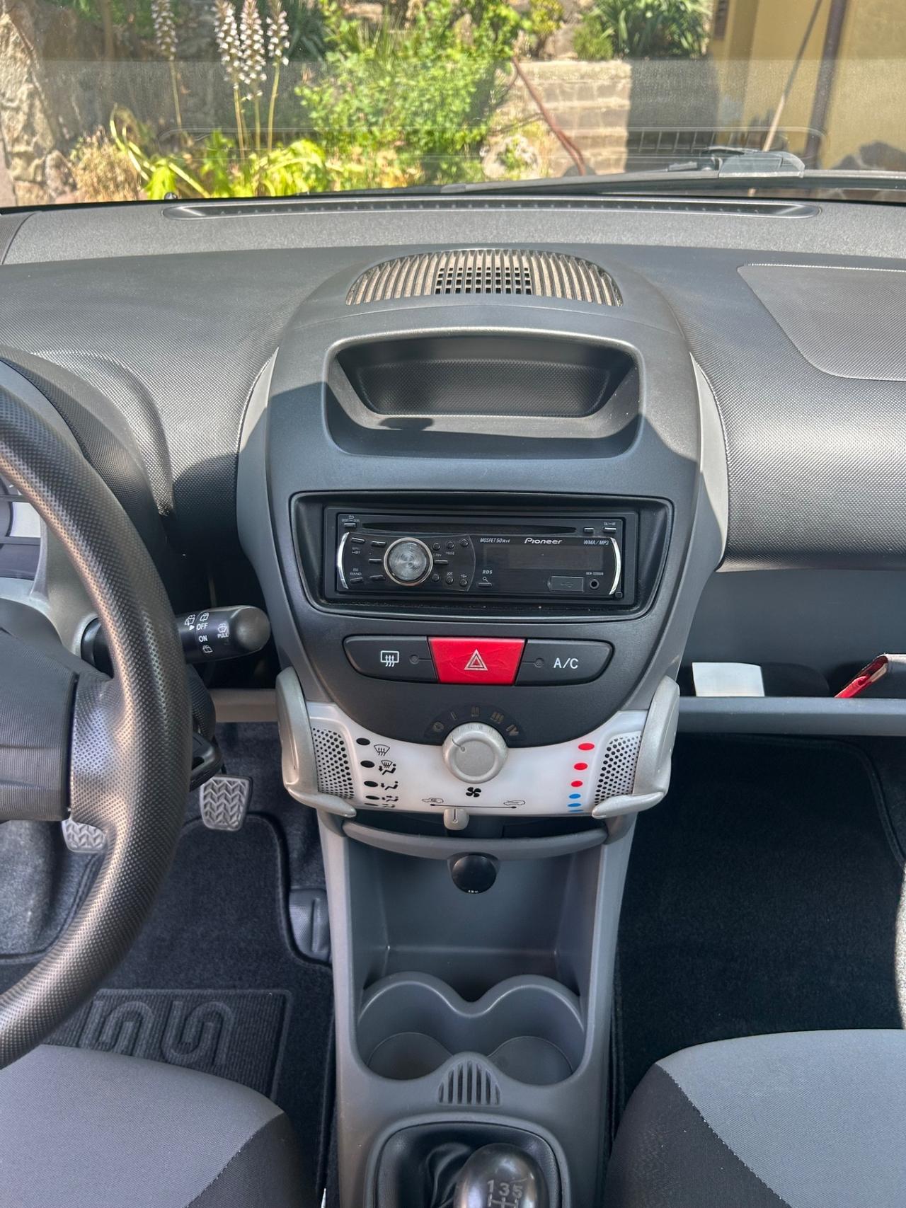 Citroen C1 1.0 3 porte airdream Amici