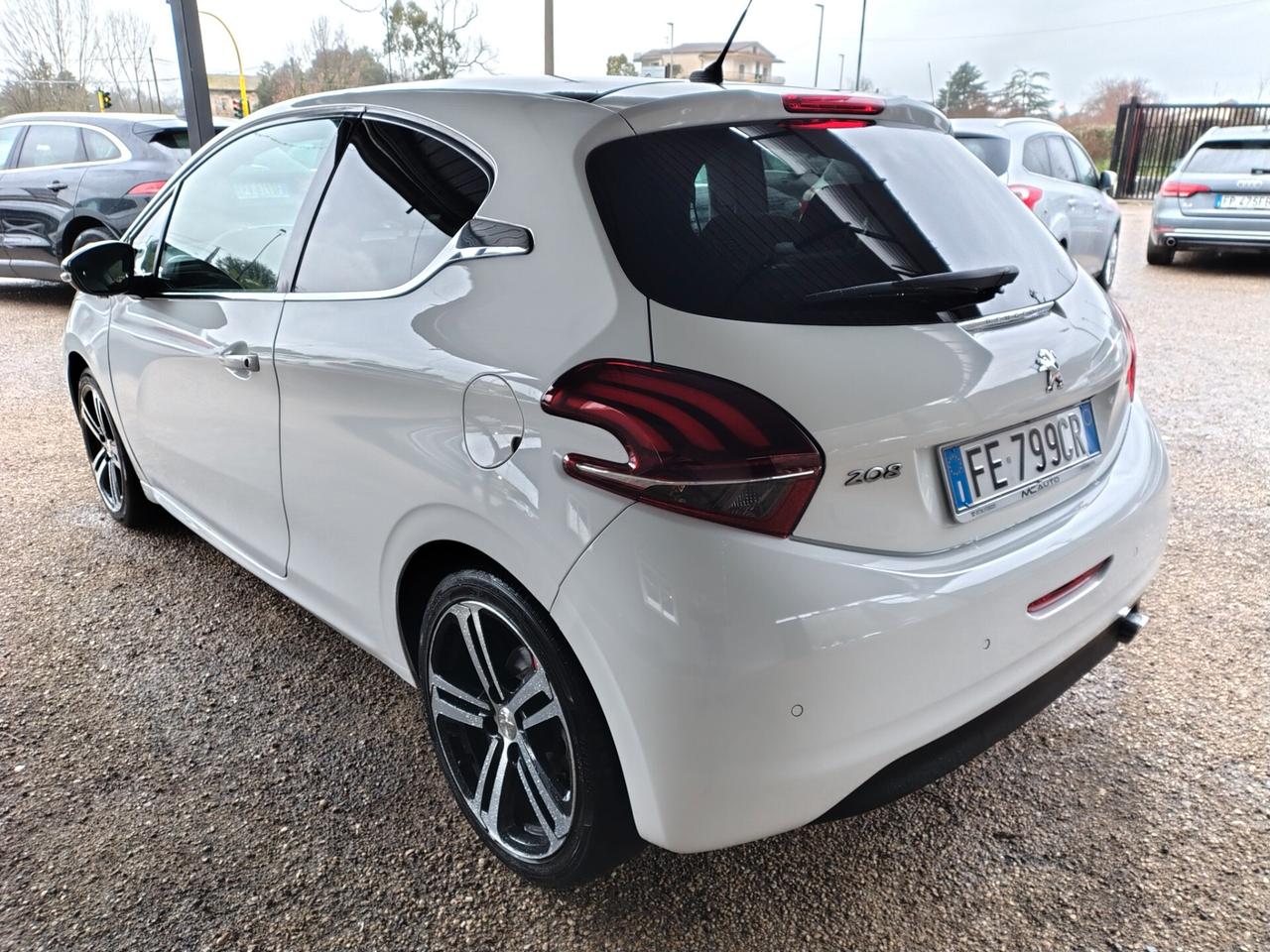 Peugeot 208 BlueHDi 100 3 porte GT Line