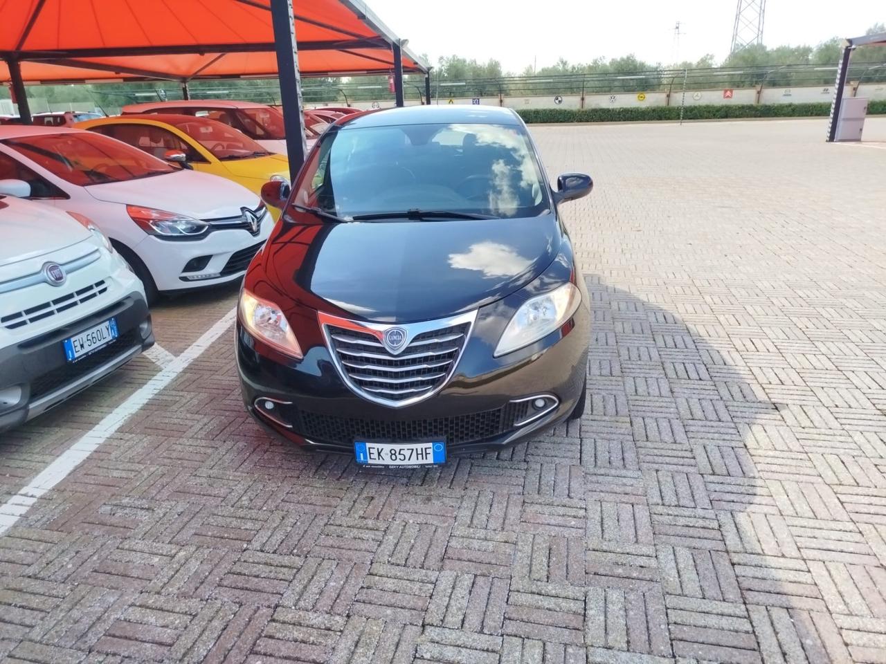 Lancia Ypsilon 1.3 DIESEL MULTIJET 95 CV PLATINUM