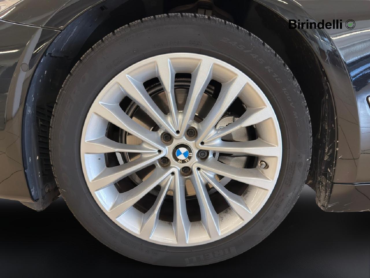 BMW Serie 5(G30/31/F90) - 518d Touring Luxury