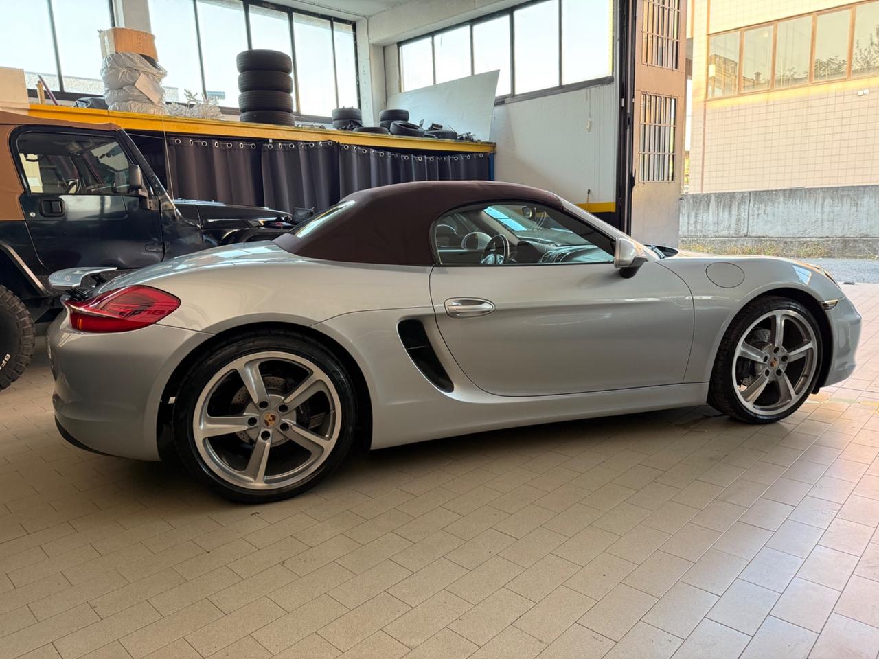 Porsche Boxster 2.7