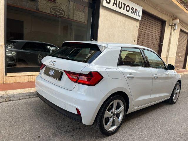 AUDI A1 1.0 TFSI Admired *FullLED*CockPit*