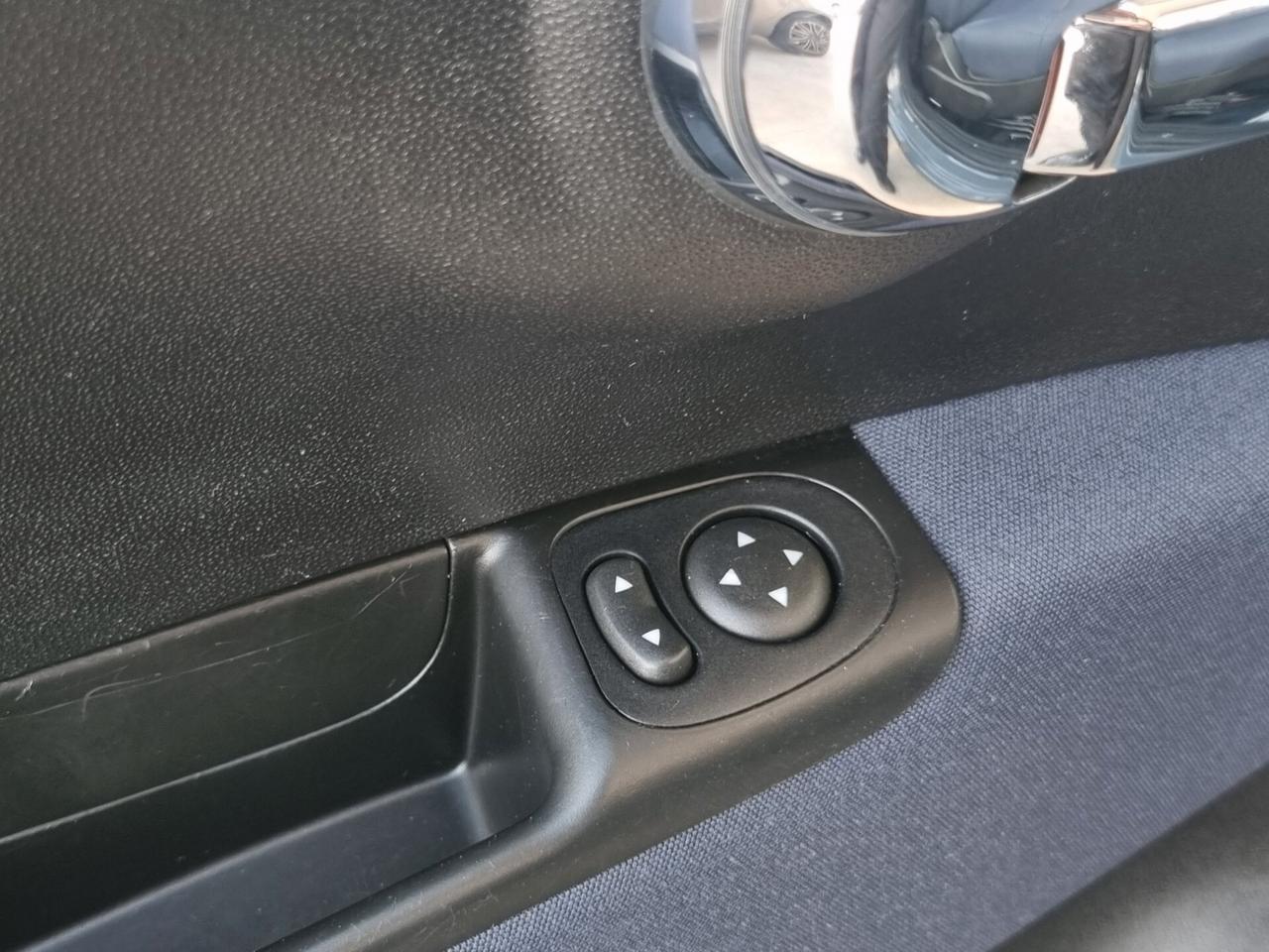 Fiat 500 500C 1.0 Hybrid Club 70CV