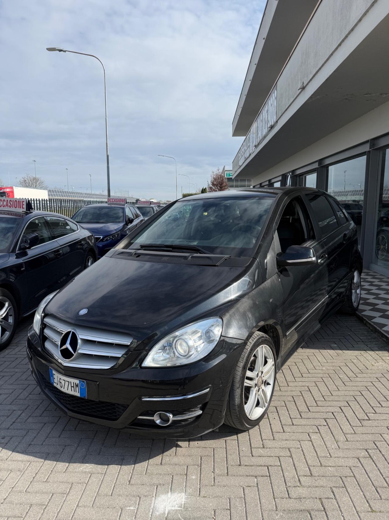 Mercedes-benz B 200 CDI Premium