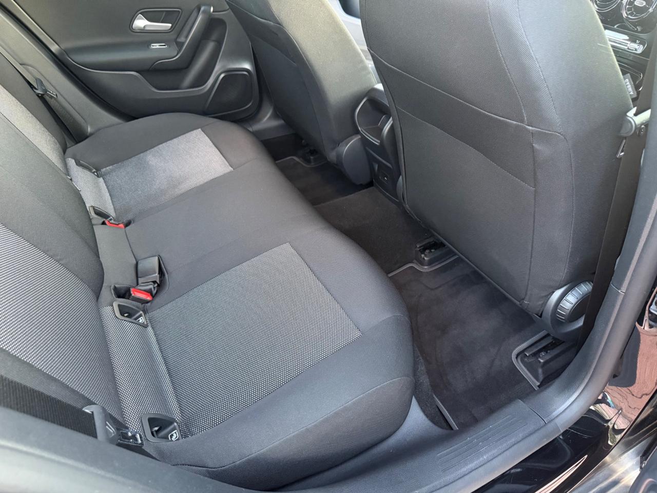 Mercedes-benz A 180 A 180 d Sport
