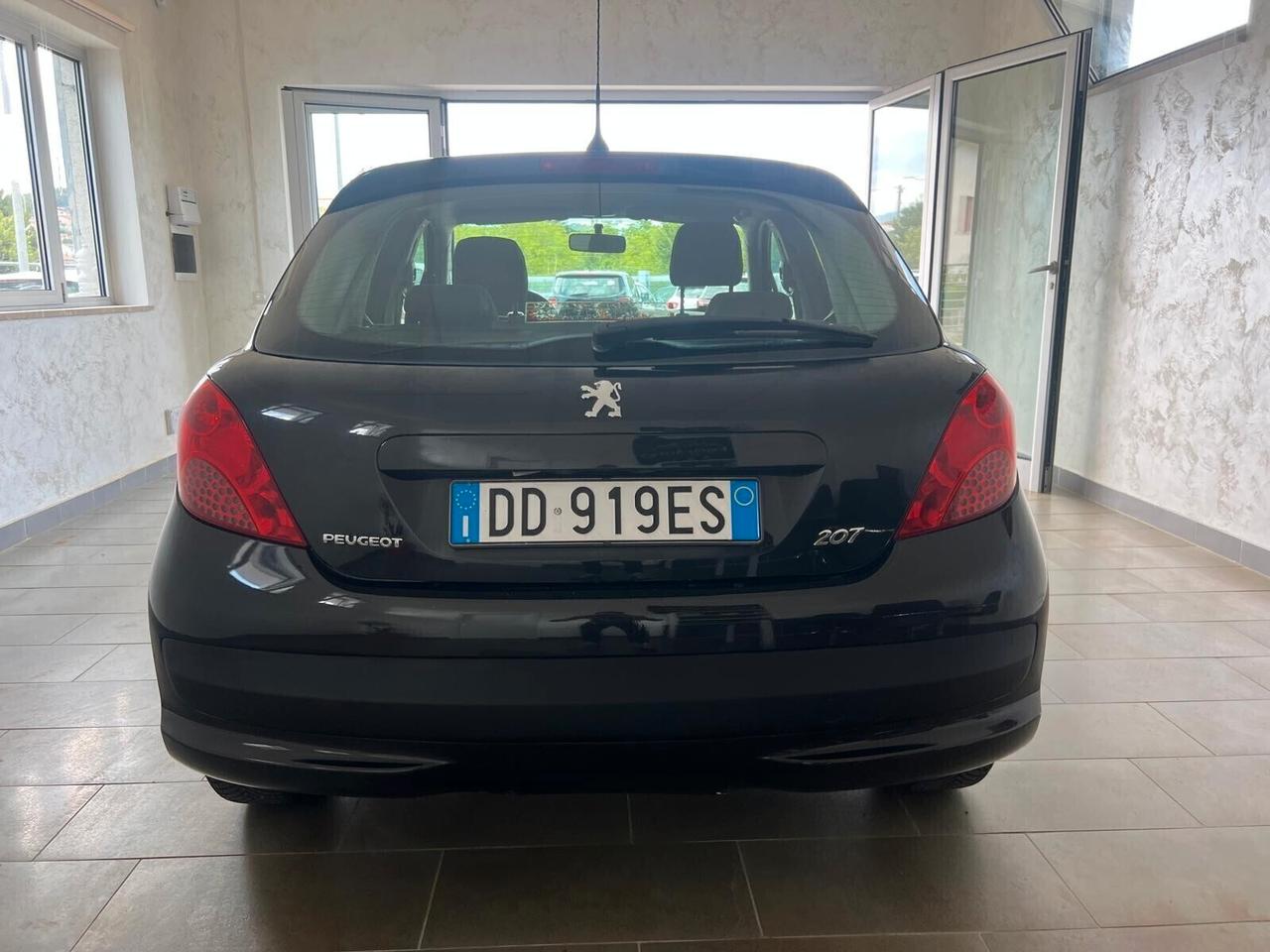 Peugeot 207 1.4 HDi 70CV