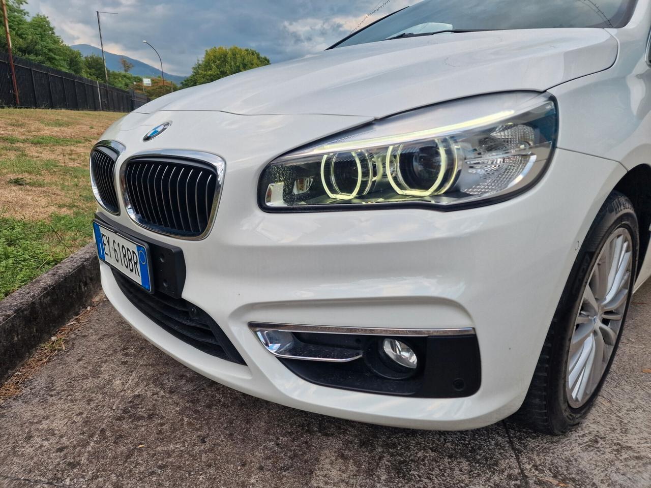 Bmw 218d Active Tourer LUXURY - 2015 *cambio automatico*