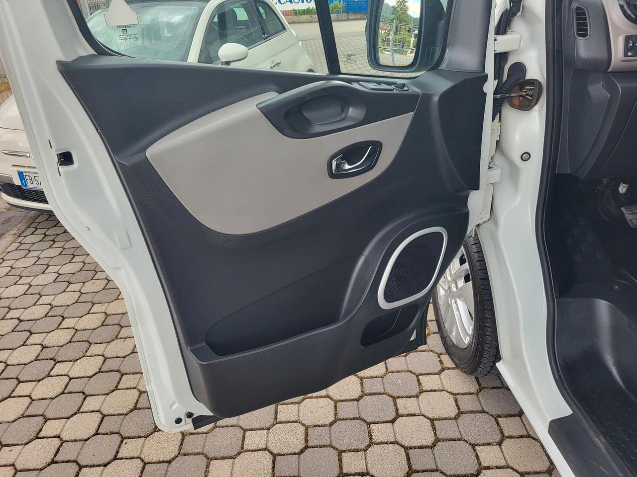 Renault Trafic 1.6 dCi 125CV 9 POSTI - ENERGY *** FULL OPTIONALS *** PERFETTO