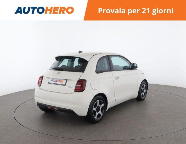 FIAT 500e Berlina 42 kWh Passion